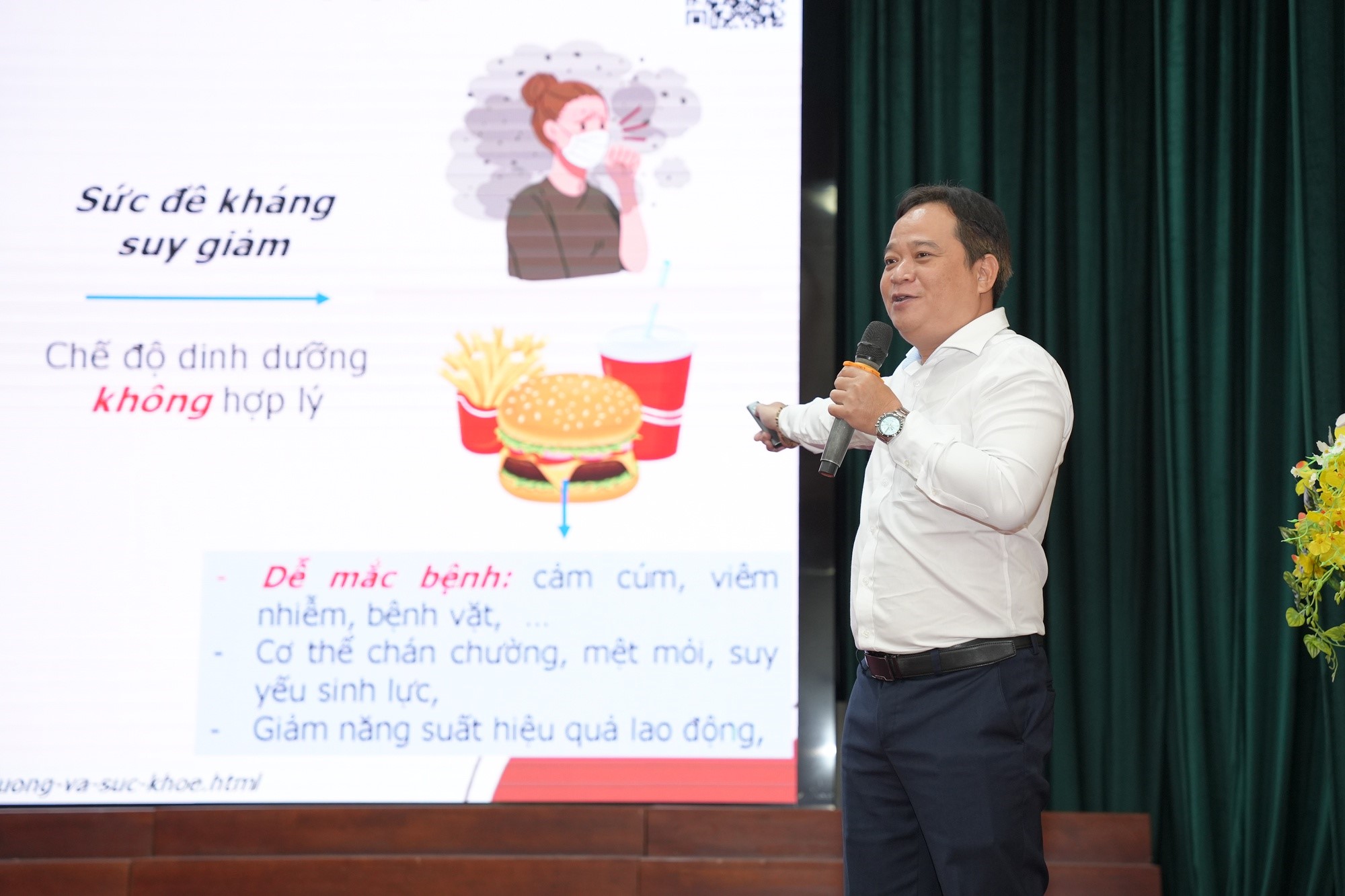 Đa phần người lao động đang 'bán sức khoẻ' khi trẻ, về già lo dành tiền đi khám bệnh - Ảnh 3.